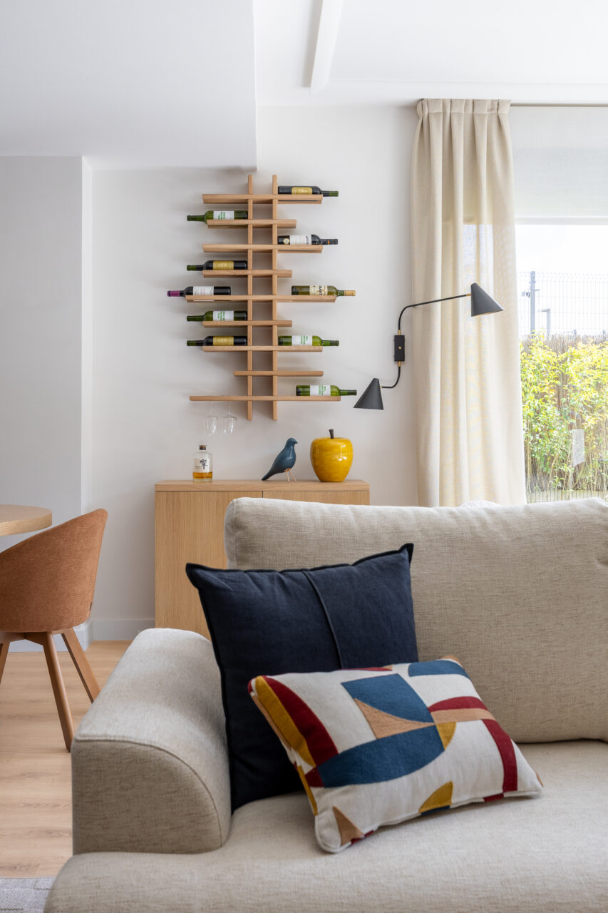 Salón en vivienda de Colmenar Vieja con interiorismo de María del Valle.